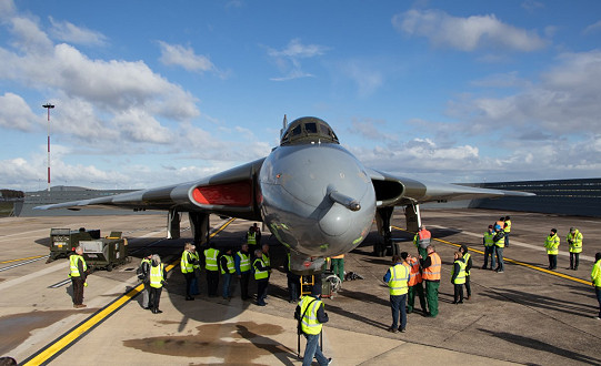 Airside tours to see Avro Vulcan XH558 set to resume