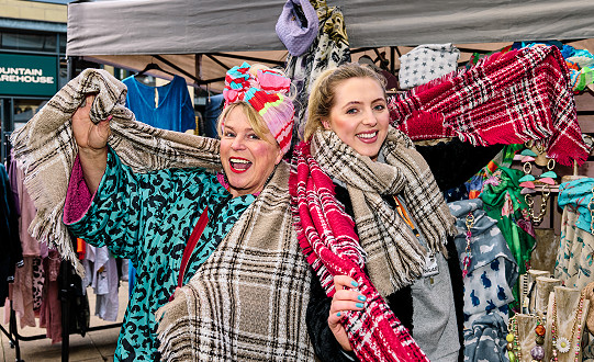 Artisan food and craft fayre heading for Lakeside Village