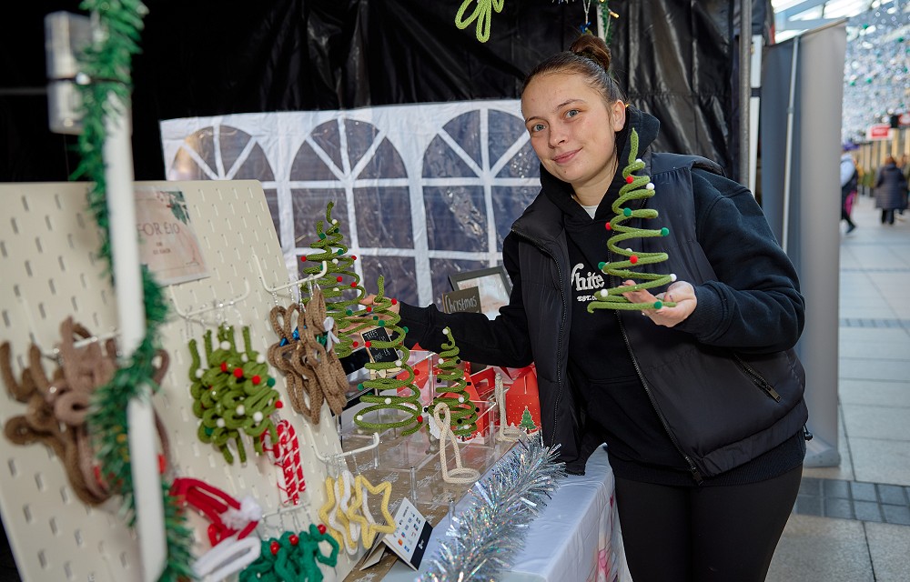 Festive Artisan & Craft Fayres set to bring seasonal cheer to Lakeside Village