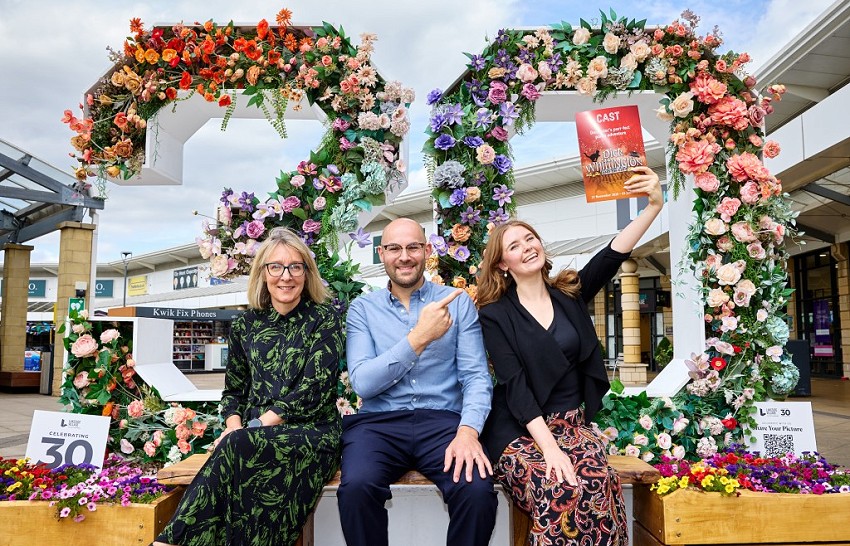 (from L to R) Abby Chandler, deputy centre manager at Lakeside Village with James Blakey, Director at Cast and Toni Fenning, development officer at Cast.