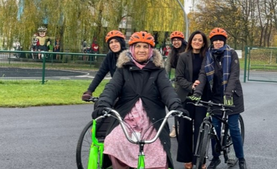 Muslim ladies get on their bikes in Doncaster