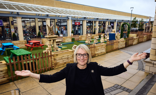 Explore the Wildlife Discovery at Lakeside Village